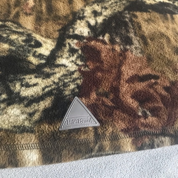 L.L. Bean Camo quarter zip men’s size large - Picture 4 of 4